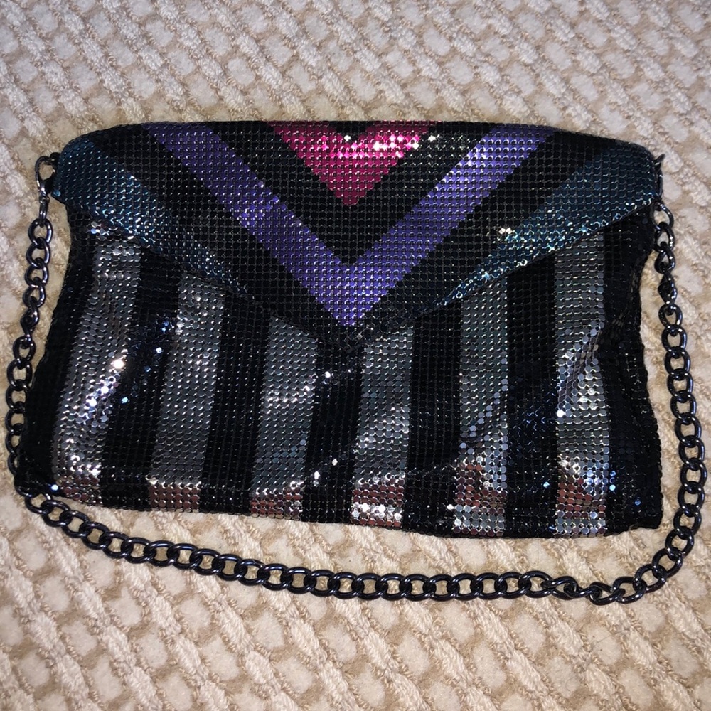Whiting & Davis small purse w removable chain